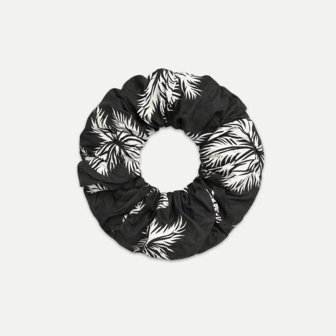 SUMMER SCRUNCHIE