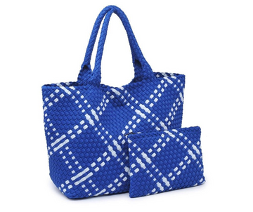 Woven jumbo tote bag