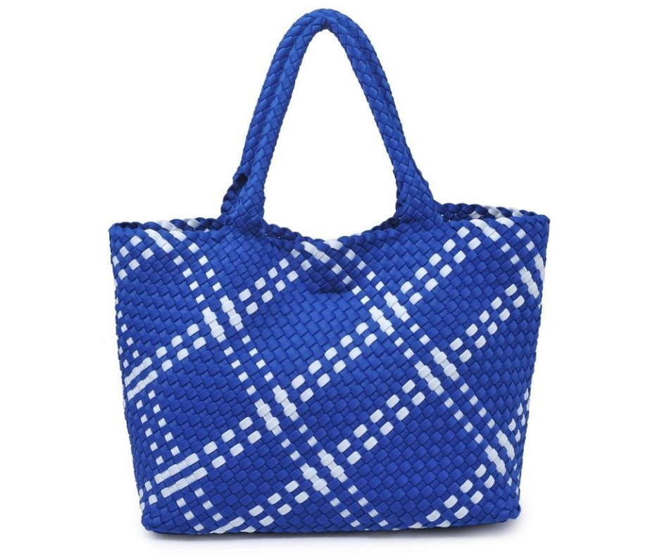 Woven jumbo tote bag
