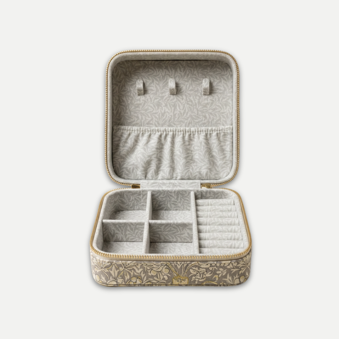 JEWELRY BOX I