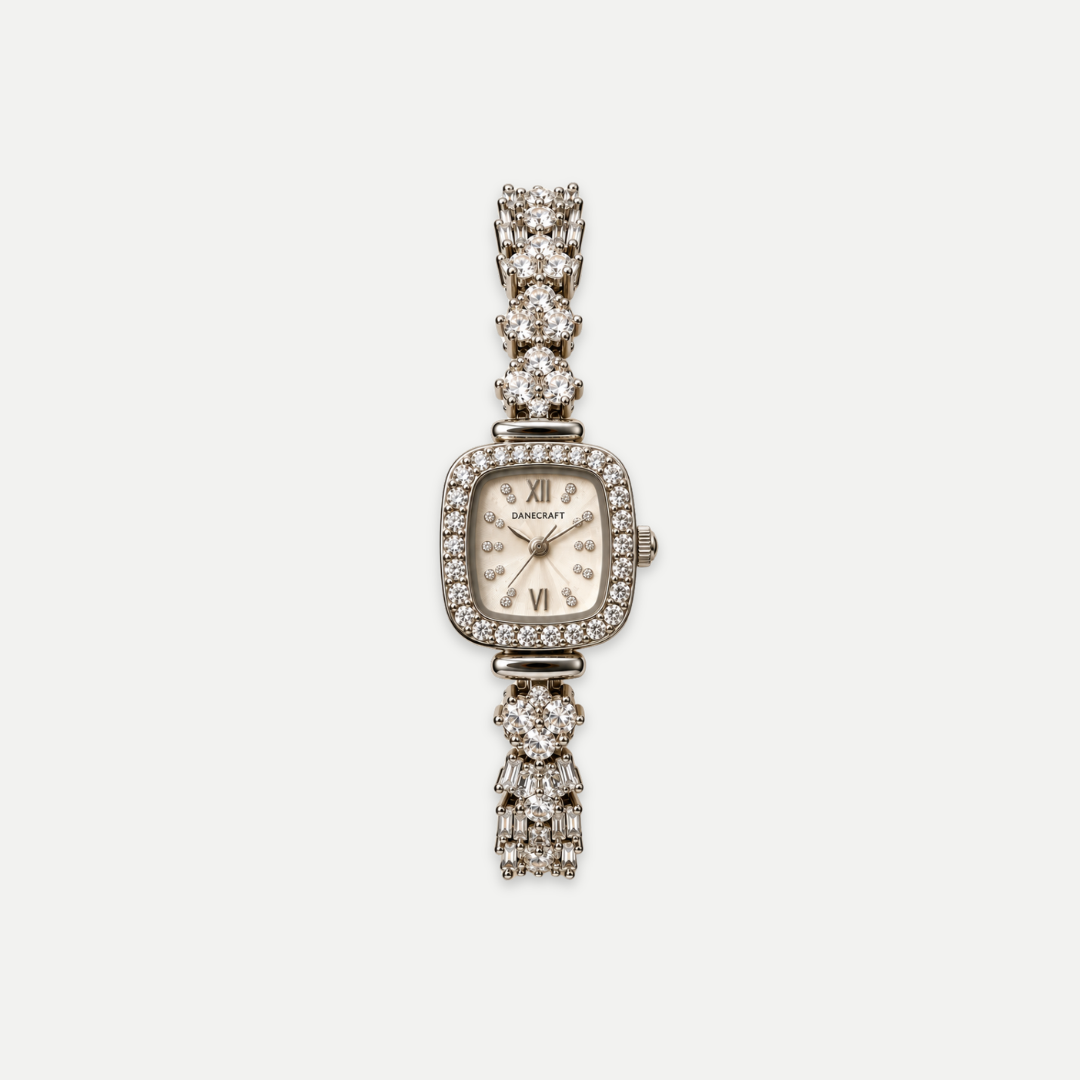 VINTAGE TIMEPIECE