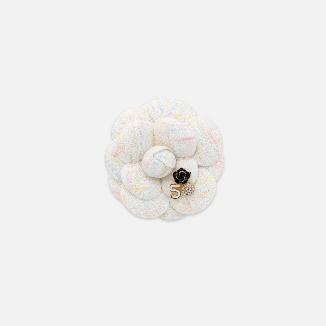 N5 BROOCH & HAIRCLIP