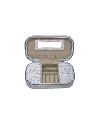 Pastel jewelry case