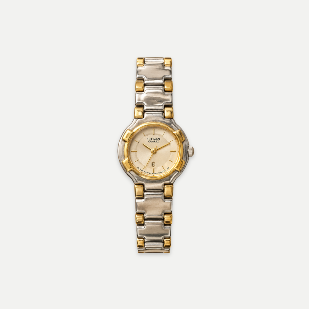VINTAGE TIMEPIECE