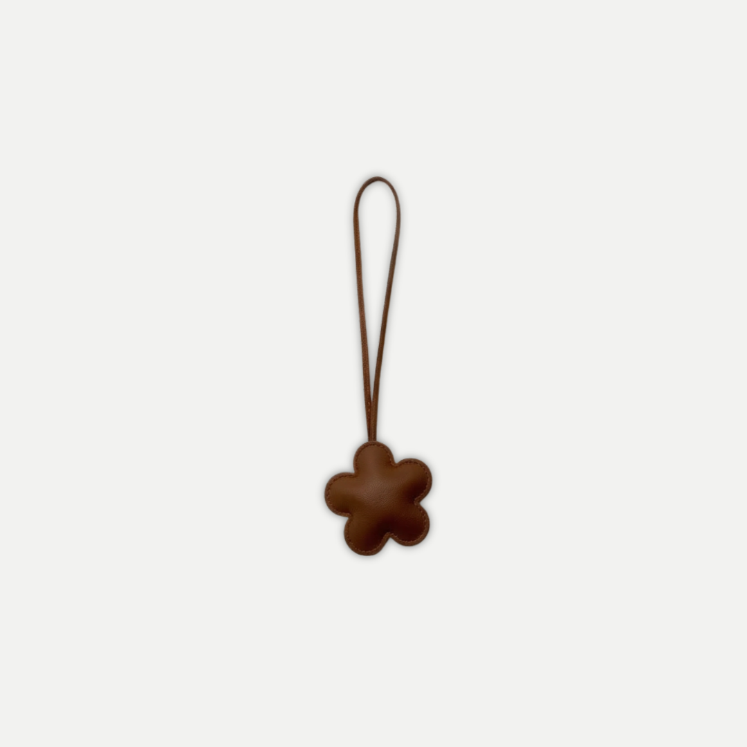 FLOWER LEATHER CHARMS