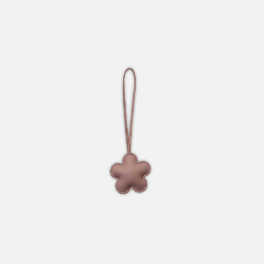 FLOWER LEATHER CHARMS